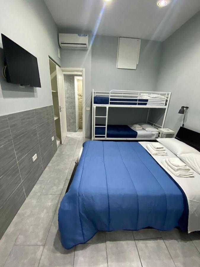 Apartamento La Dimora Aragonese Nápoles Exterior foto