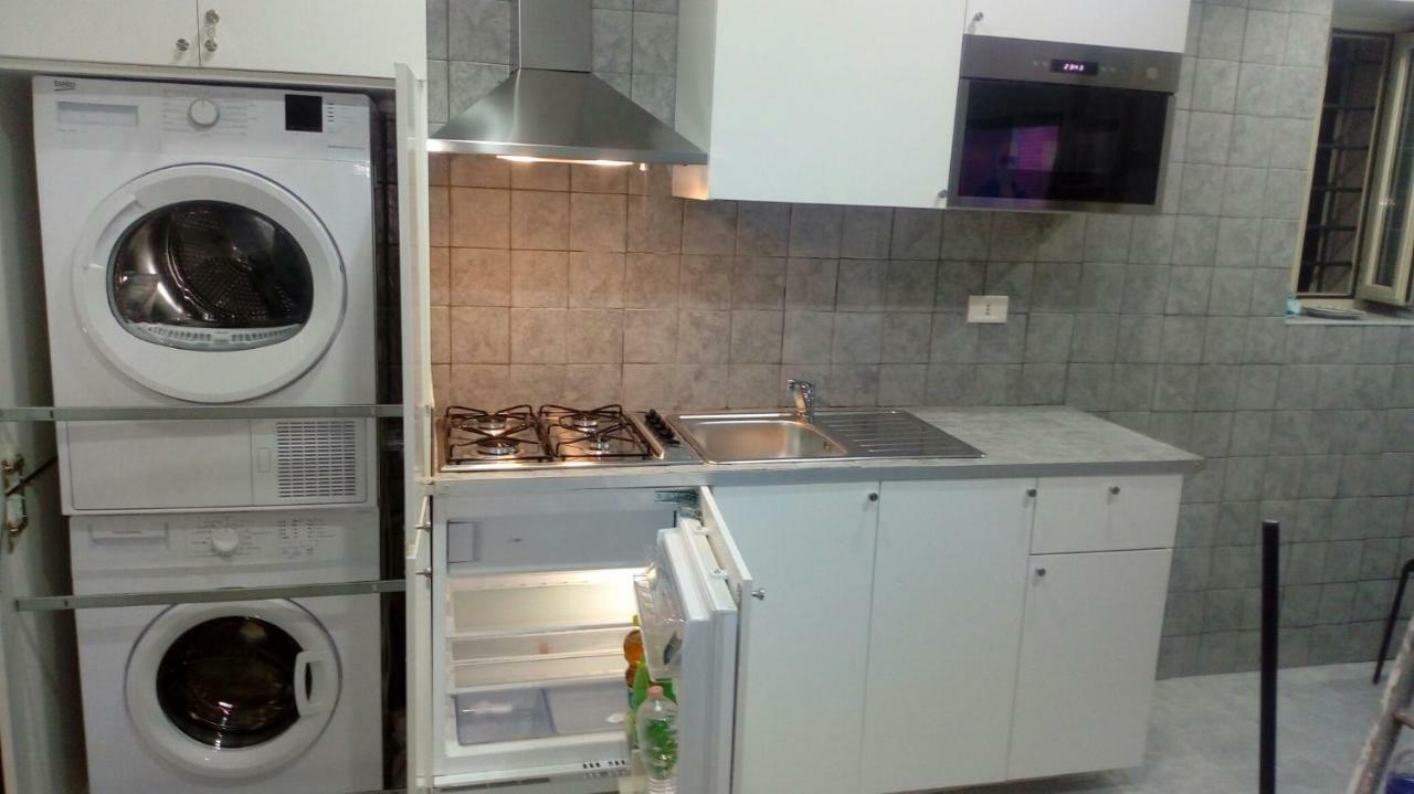 Apartamento La Dimora Aragonese Nápoles Exterior foto